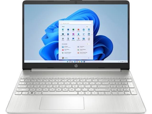 HP 15.6 inch laptop 8GB RAM 256GB SSD